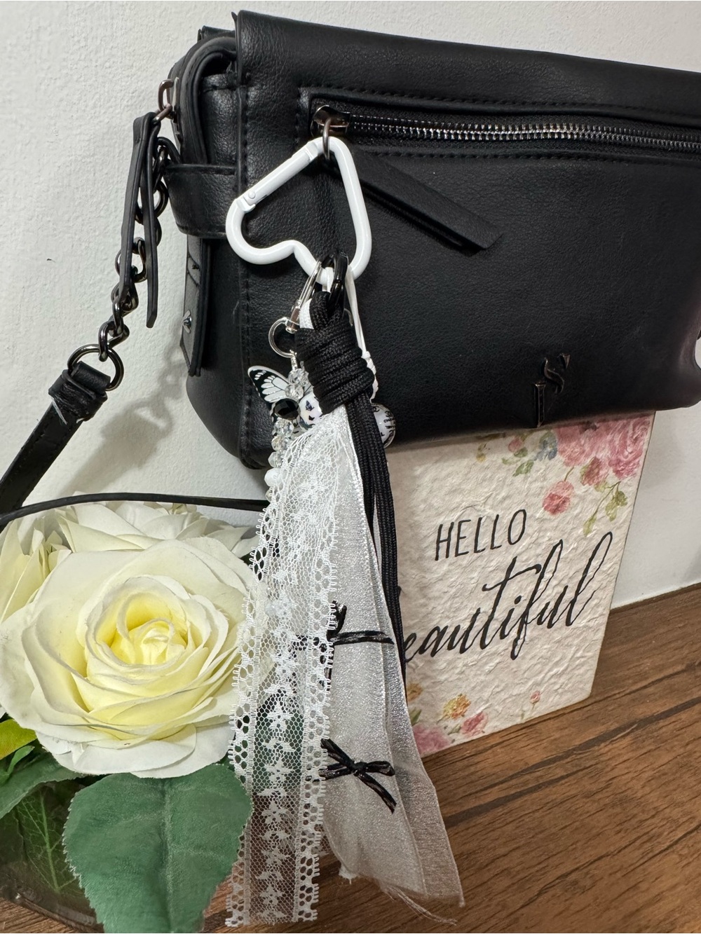 Black & White Phone/Key/Bag Chain #P1117